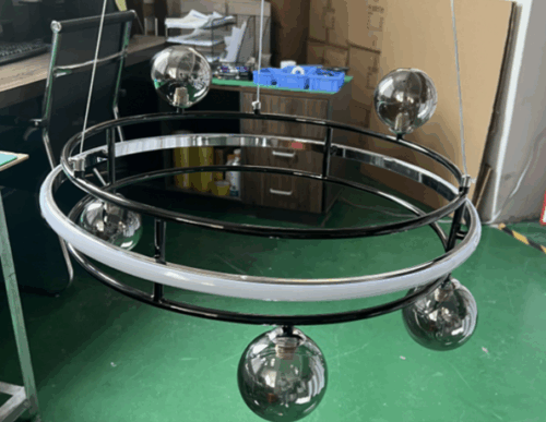 Подвесная люстра стеклянная L210